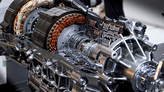 Automatisierte Produktion des Antriebsstrangs für Elektromotoren